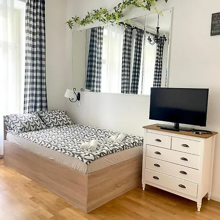 Centrum Bohemia Apartment Прага Экстерьер фото