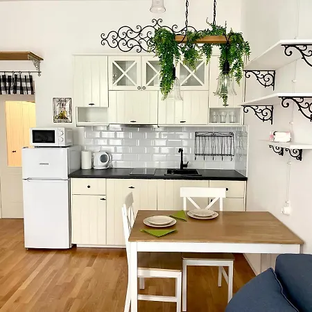 Centrum Bohemia Apartment Прага Экстерьер фото